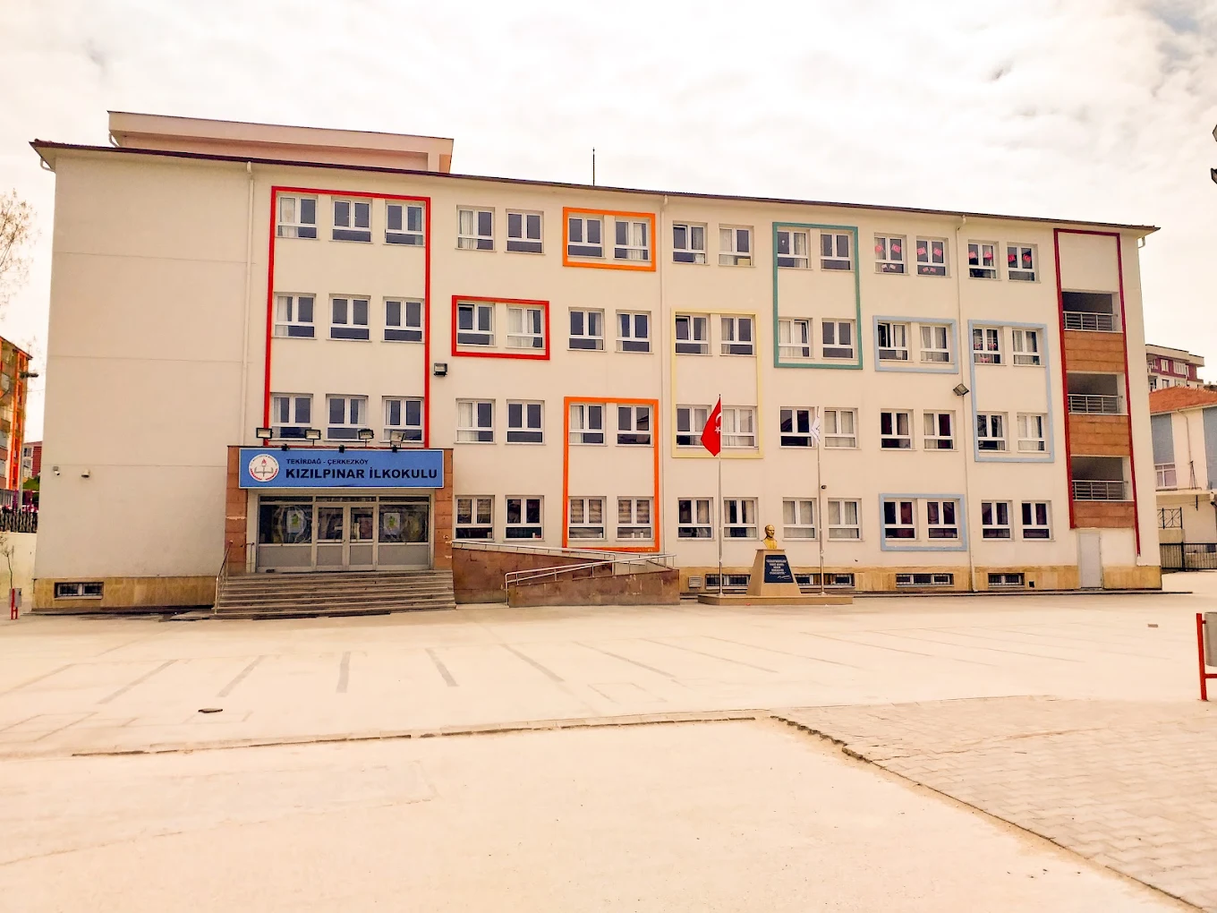 Kızılpınar İlkokulu