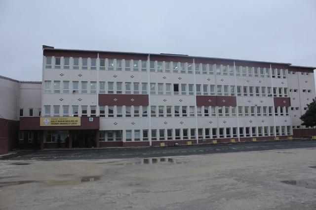 Çerkezköy Halit Narin Mesleki ve Teknik Anadolu Lisesi